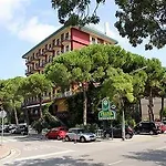 Frank Hotel