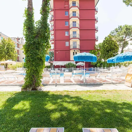 Frank 3* Τζεσόλο Λίντο